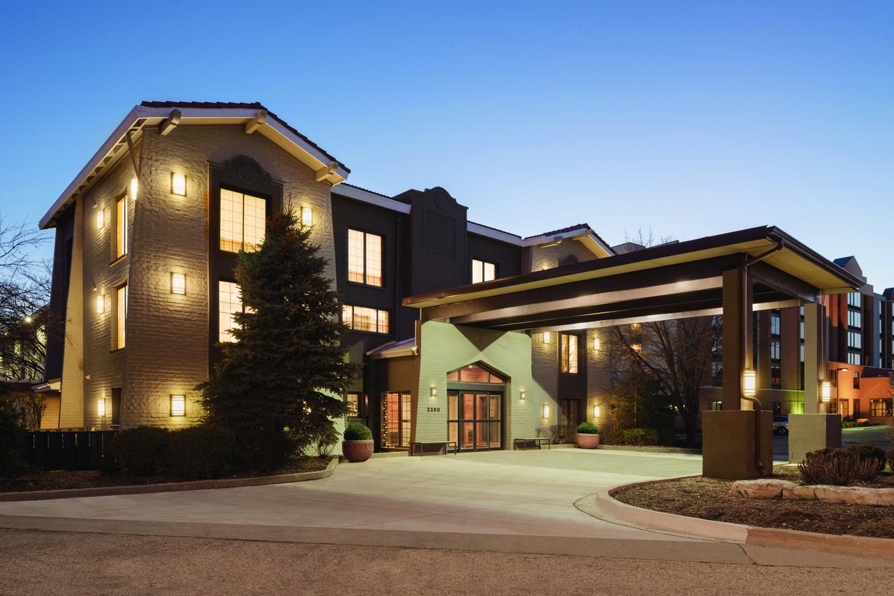 Country Inn & Suites By Radisson, Chicago-Hoffman Hoffman Estates Bagian luar foto